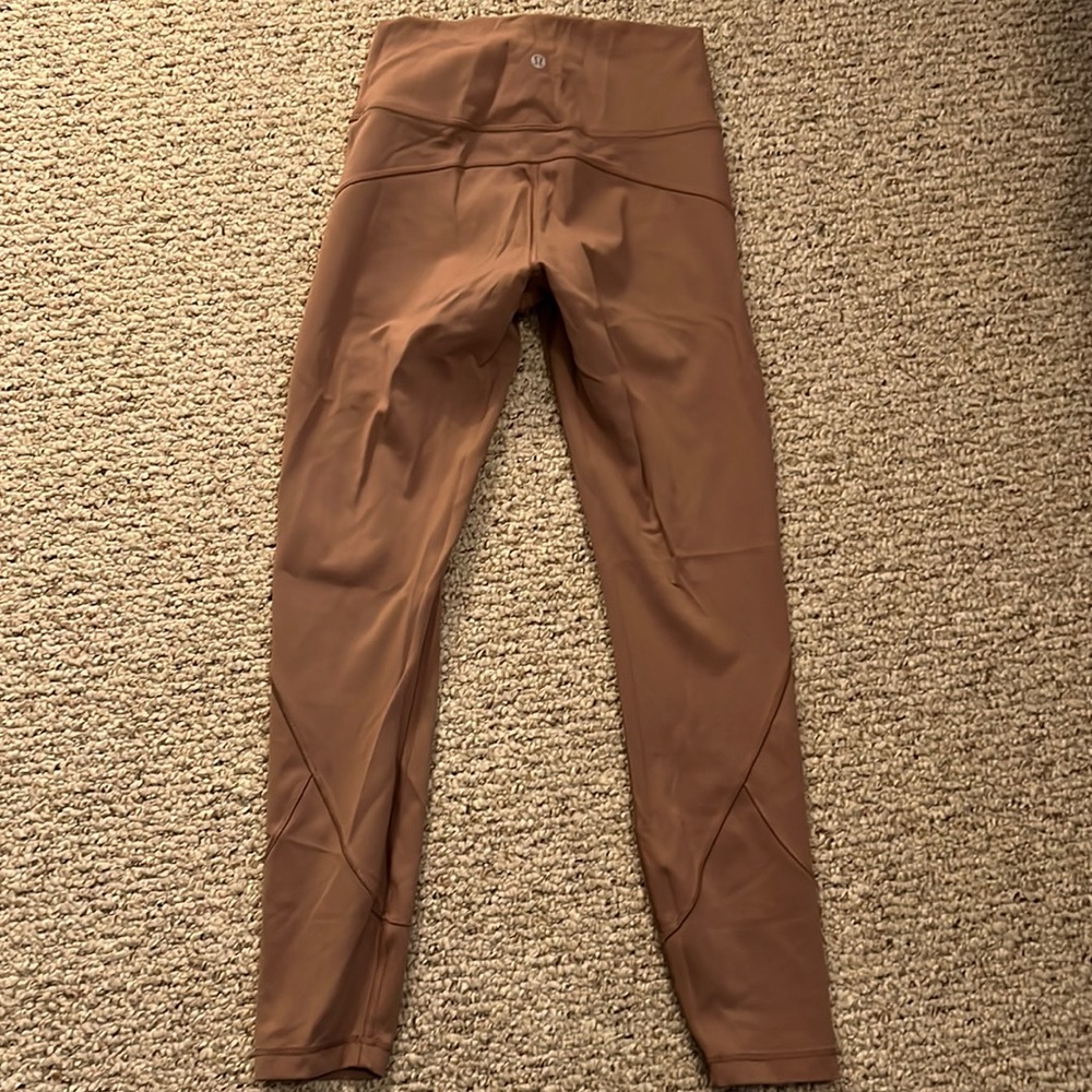 Lululemon leggings worn a handful of times and in good condition